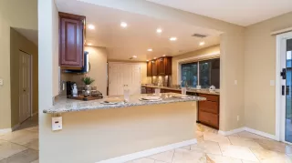 Photo #4: 6144328 Listing