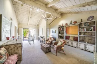 Photo #6: 6144557 Listing 