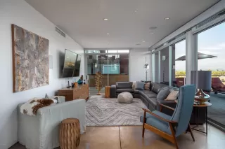 Photo #1: 6144995 Listing 