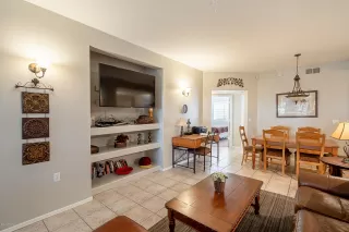 Photo #6: 6145159 Listing