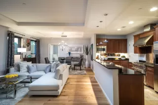 Photo #2: 6145346 Listing