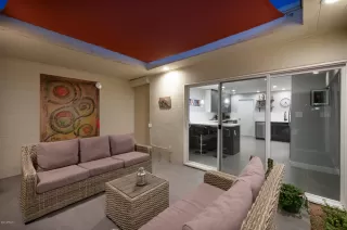 Photo #5: 6145433 Listing