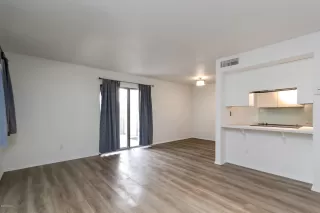 Photo #3: 6145477 Listing 