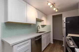 Photo #5: 6145477 Listing 