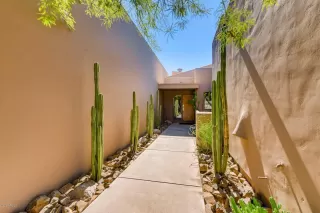 Photo #1: 6145480 Listing