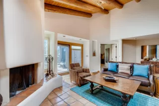 Photo #4: 6145480 Listing