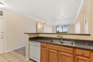 Photo #5: 6145540 Listing 
