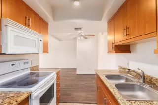 Photo #3: 6145549 Listing 