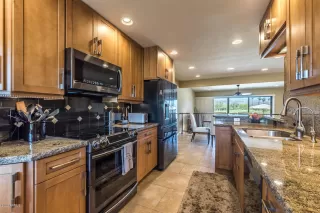 Photo #6: 6145653 Listing