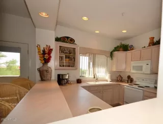 Photo #6: 6145774 Listing