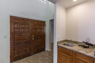 Photo #5: 6145806 Listing 