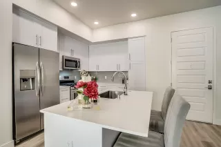 Photo #5: 6146093 Listing 