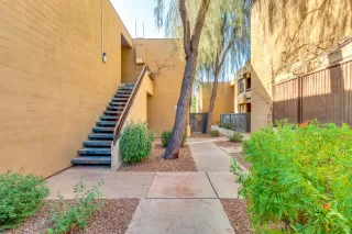 Photo #3: 6146103 Listing