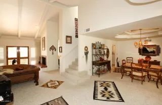 Photo #5: 6146287 Listing