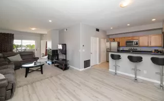 Photo #3: 6146343 Listing 