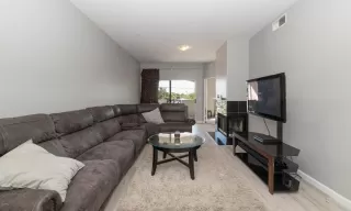 Photo #5: 6146343 Listing 