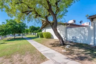 Photo #5: 6146363 Listing