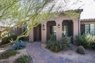 Photo #4: 6146431 Listing