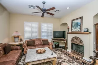 Photo #6: 6146431 Listing