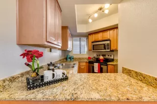 Photo #6: 6146606 Listing