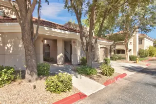 Photo #5: 6146677 Listing