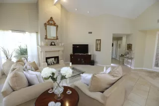 Photo #2: 6146713 Listing 