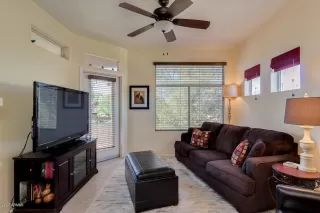 Photo #5: 6146760 Listing