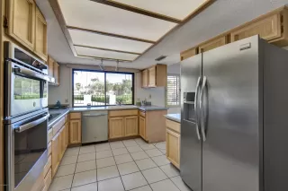 Photo #6: 6146973 Listing