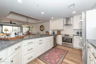 Photo #5: 6147053 Listing 