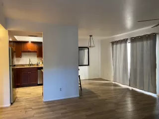 Photo #3: 6147066 Listing