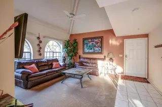 Photo #6: 6147143 Listing 