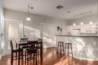 Photo #6: 6147188 Listing