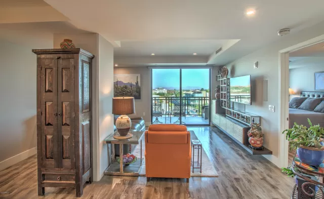 MLS: 6147386 Condo For Sale