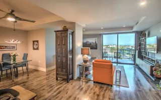 Photo #2: 6147386 Listing