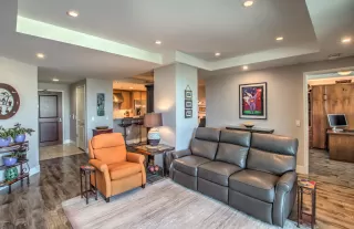 Photo #6: 6147386 Listing
