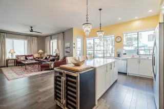 Photo #4: 6147584 Listing