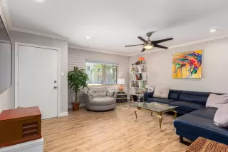 Photo #2: 6147673 Listing