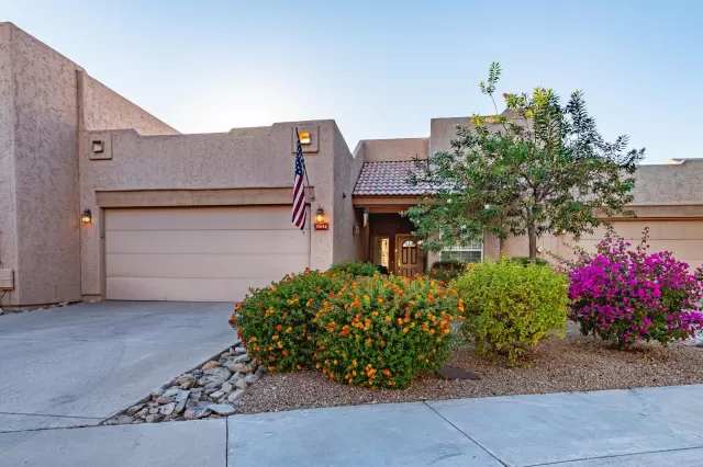 MLS: 6147773 Condo For Sale