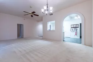 Photo #6: 6147773 Listing