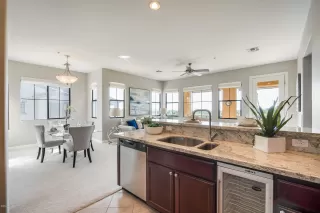 Photo #3: 6147900 Listing