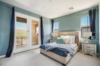 Photo #4: 6147900 Listing