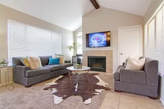 Photo #2: 6147989 Listing