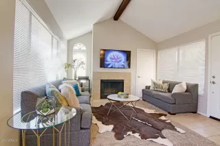 Photo #3: 6147989 Listing