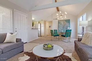 Photo #5: 6147989 Listing