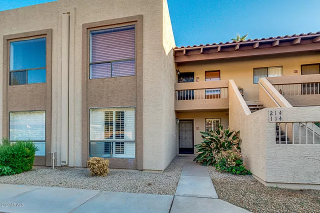 MLS: 6147994 Condo For Sale