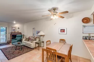 Photo #5: 6147994 Listing