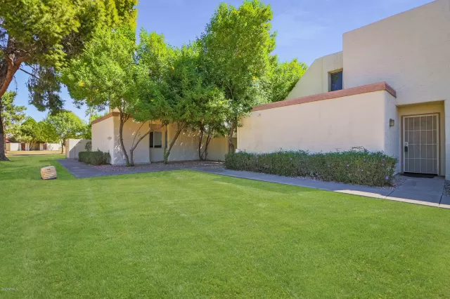 MLS: 6148058 Condo For Sale