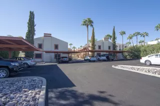 Photo #2: 6148078 Listing