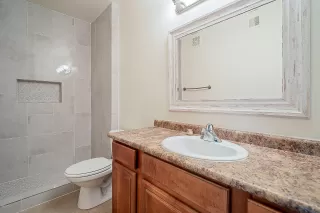 Photo #3: 6148189 Listing