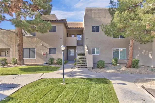 MLS: 6148305 Condo For Sale